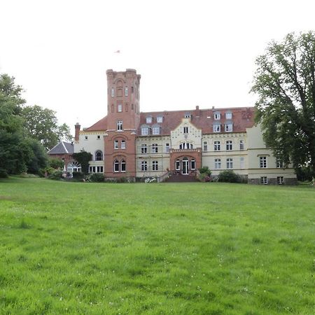 Schloss Lelkendorf, Fewo Gross Gievitz Bagian luar foto